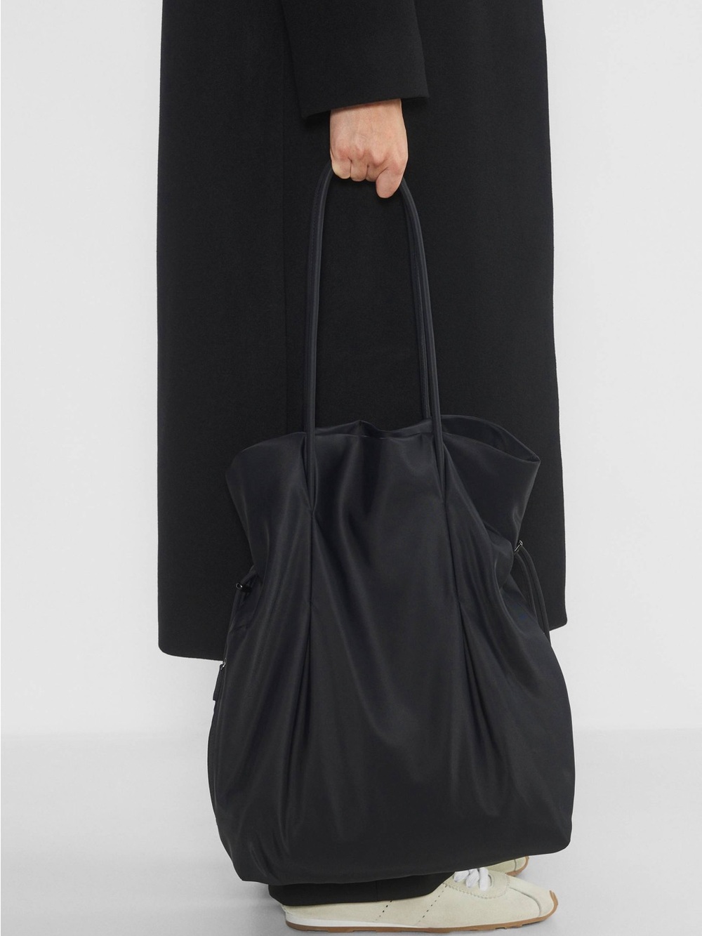 Babaton Commute Tote | Aritzia